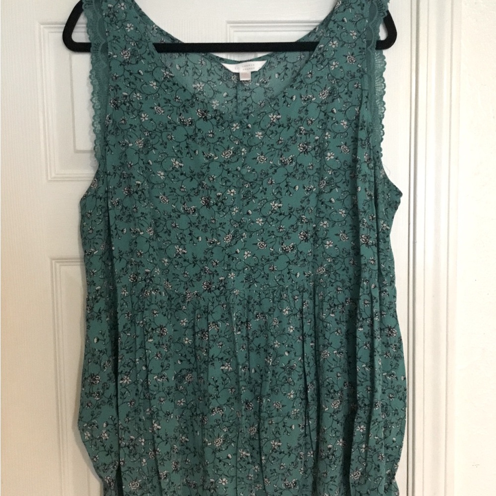 L C Lauren Conrad Green Feminine Sleeveless Women’s Tank Top